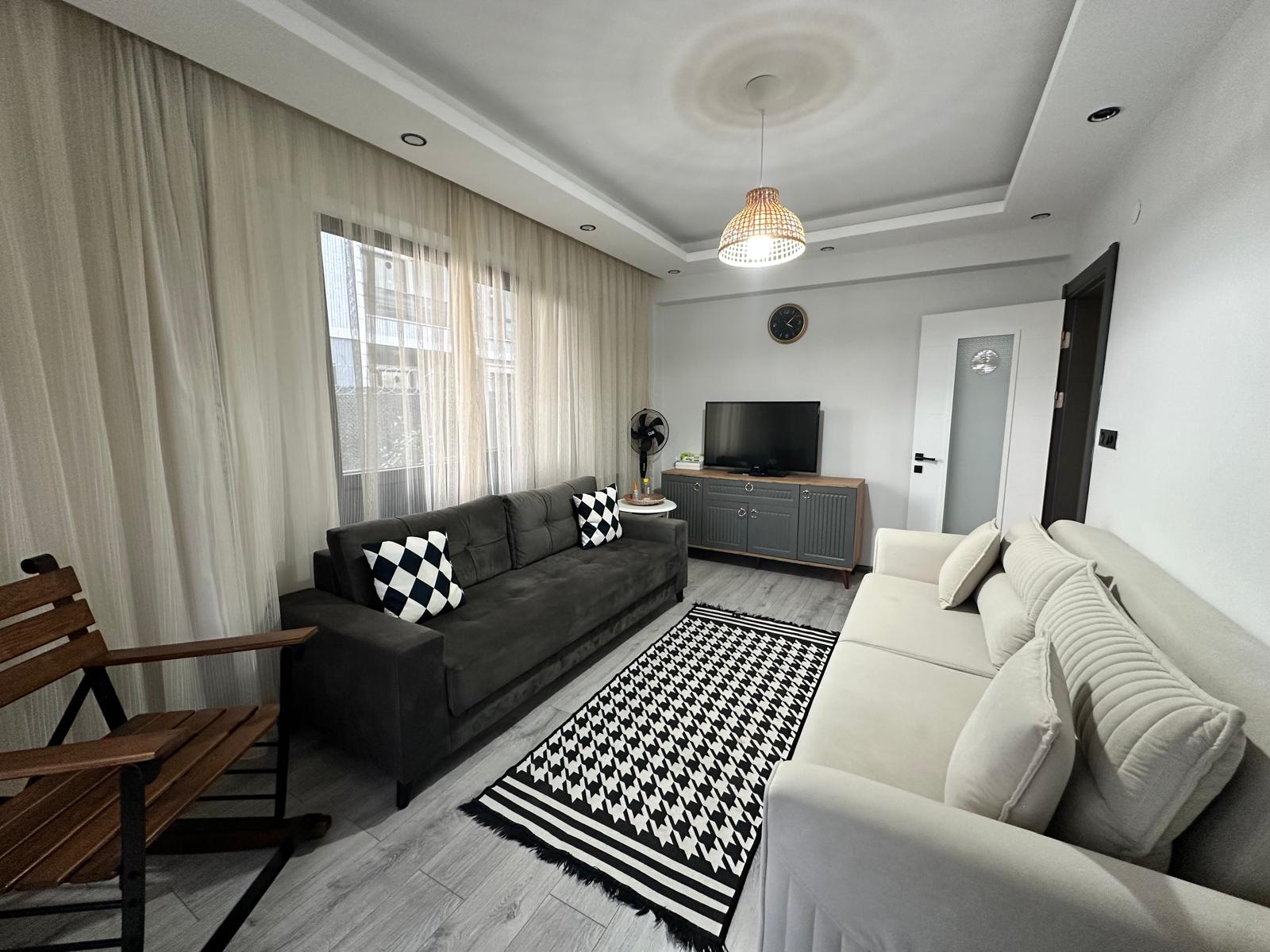 KARASU YALI MAHALLEDE MÜSTAKİL TADINDA EŞYASIZ 2+1 SATILIK DAİRE